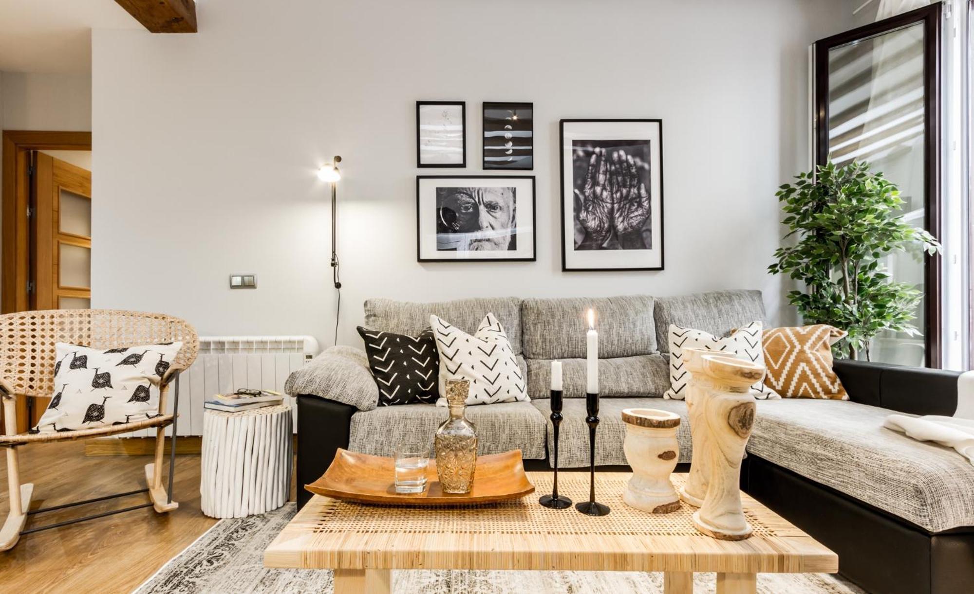 Soul Apartmet Pamplona Bagian luar foto