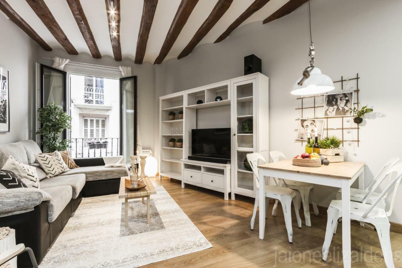 Soul Apartmet Pamplona Bagian luar foto